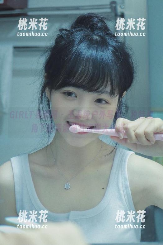 GIRLT果团网 - 王语纯户外写真，独特视角下的高清图片资源大放送！