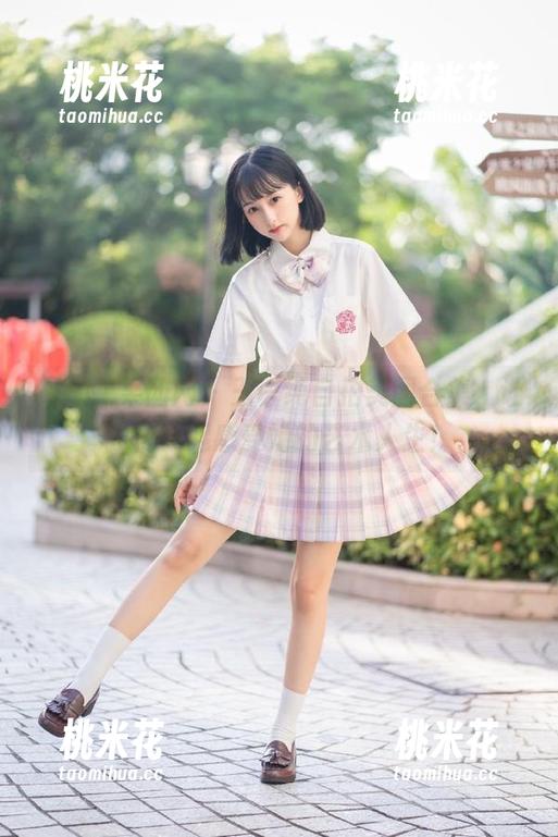 GIRLT果团网-王语纯 GIRLT果团网 - 王语纯自拍美图合集,让我们一起感受她的艺术人生!