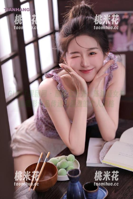 GIRLT果团网-陈迪娅 GIRLT果团网 - 原图无圣光:陈迪娅女神的摄影作品传递出强烈的个人风格