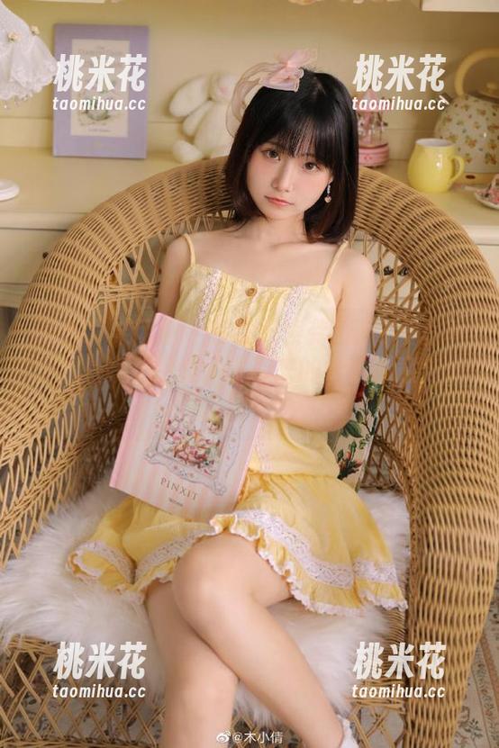GIRLT果团网 - 在线探索龚玥菲可爱写真资源，享受这位博主带来的绝妙创意与风格！