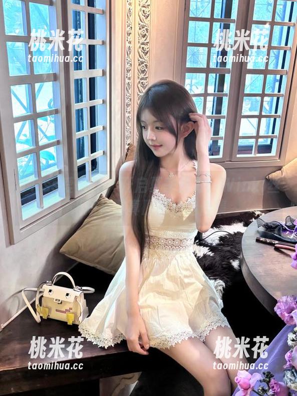 IMiss爱蜜社 - 开启夏季魅力：Winki丝姬短裙写真原图精选合集