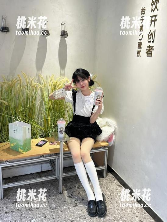 MFStar模范学院-桃小兔yolanda MFStar模范学院 - “桃小兔yolanda”的学妹写真,网盘资源震撼上线,你敢不点开看看吗?