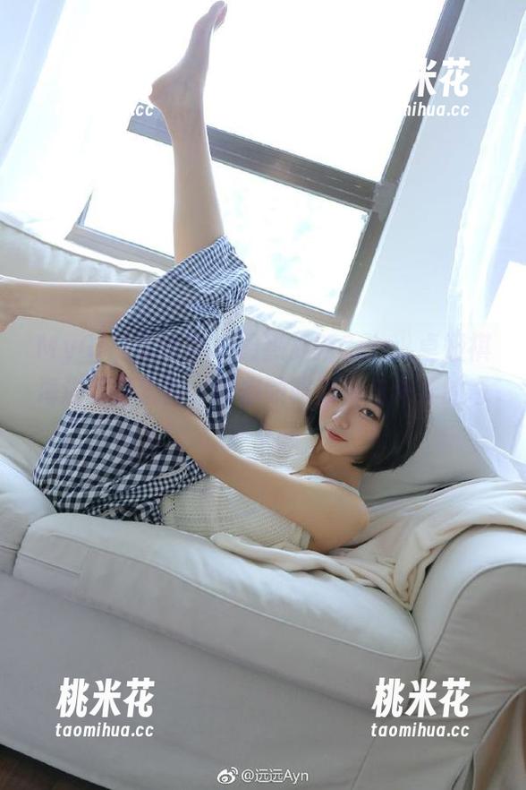 MyGirl美媛馆 - 最热最新Cris_卓娅祺海边写真套图，带你领略青春与海洋的奇妙交融