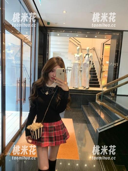 MyGirl美媛馆 - Toro羽住的梦幻婚纱之旅：观看这个精美合集，尽享婚纱的灵动与优雅。