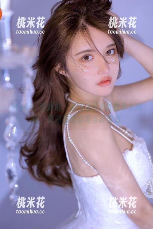 MyGirl美媛馆-唐琪儿il MyGirl美媛馆 - 唐琪儿il灰丝图册大揭秘,原图里的自嘲与真实感