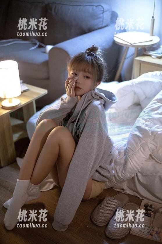 MyGirl美媛馆 - 在果儿Victoria的教室中发现美：独特写真原图资源分享