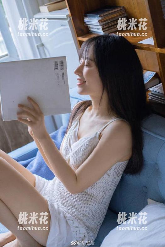 SSA丝社-小凤 SSA丝社 - 小凤妹妹在线原图写真,带你一起走进她的奇幻视觉旅程