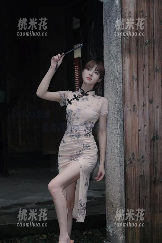 SiHua思话-聶小倩 SiHua思话 - 聶小倩皮衣作品,图库中最值得收藏的时尚宝典!