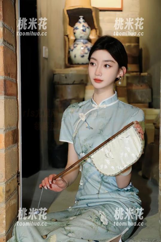UGirls尤果网-于梓馨 UGirls尤果网 - 于梓馨的写真分享,带你领略别样美脚的细腻与风情