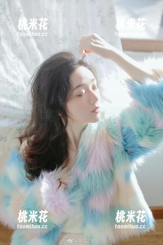 UGirls尤果网-奶茶Emily UGirls尤果网 - 发现奶茶Emily的私房美脚合集,给你带来无限惊喜与享受!