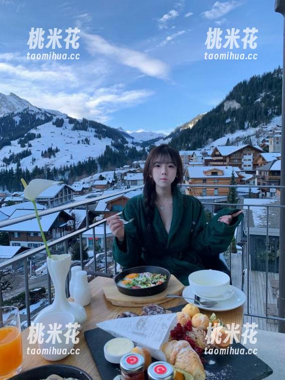 UGirls尤果网-尤娜娜 UGirls尤果网 - 尤娜娜秘书作品全览,探索那些让人心动的瞬间和故事
