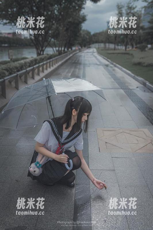 UGirls尤果网-王瑞儿 UGirls尤果网 - 王瑞儿的红裙私拍,如梦似幻的图片探索她的艺术魅力,绝对不容错过!