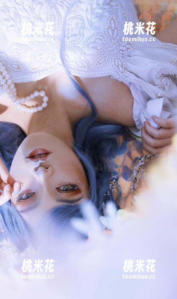 UGirls尤果网 - 在天台上的王瑞儿：独特的写真作品集与精彩原图分享