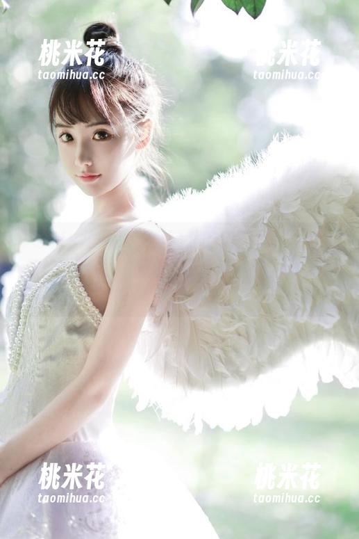 UGirls尤果网-王瑞儿 UGirls尤果网 - 王瑞儿的皮衣写真图包,仿佛在诉说一段关于青春与时尚的动人故事