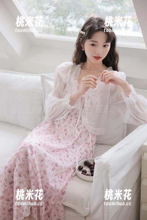XINGYAN星颜社-Emily尹菲 XINGYAN星颜社 - Emily尹菲带你探秘无圣光美脚的秘密,每一页都是动人心弦的图包!