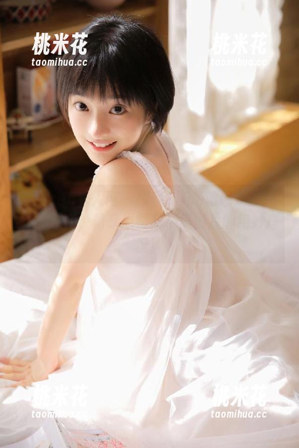 Xiuren秀人网-Elise谭晓彤 Xiuren秀人网 - 探索Elise谭晓彤的兔女郎魅力,畅享原图与精美图片的绝妙搭配!