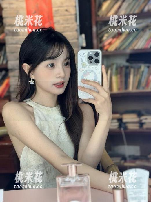Xiuren秀人网 - 纵享青春岁月，Mieko林美惠子JK写真原图图集带给你不一样的视觉体验