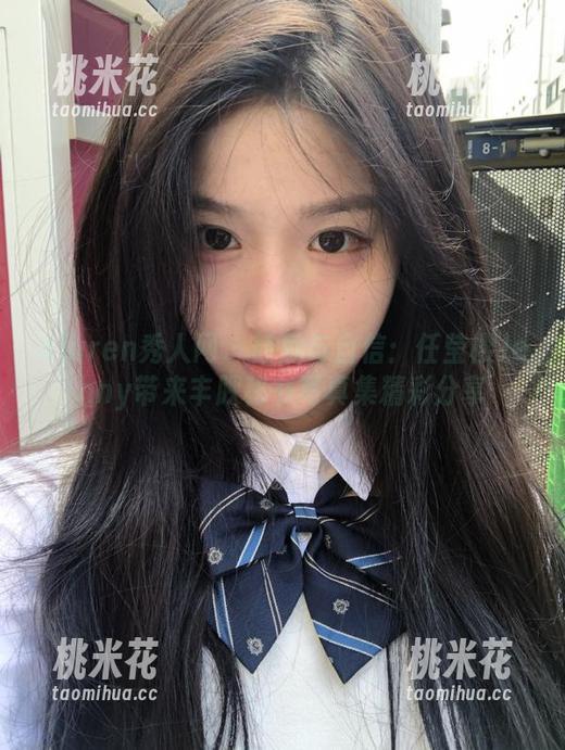 Xiuren秀人网-任莹樱Jenny Xiuren秀人网 - 鼓励与自信:任莹樱Jenny带来丰腴秘书写真集精彩分享