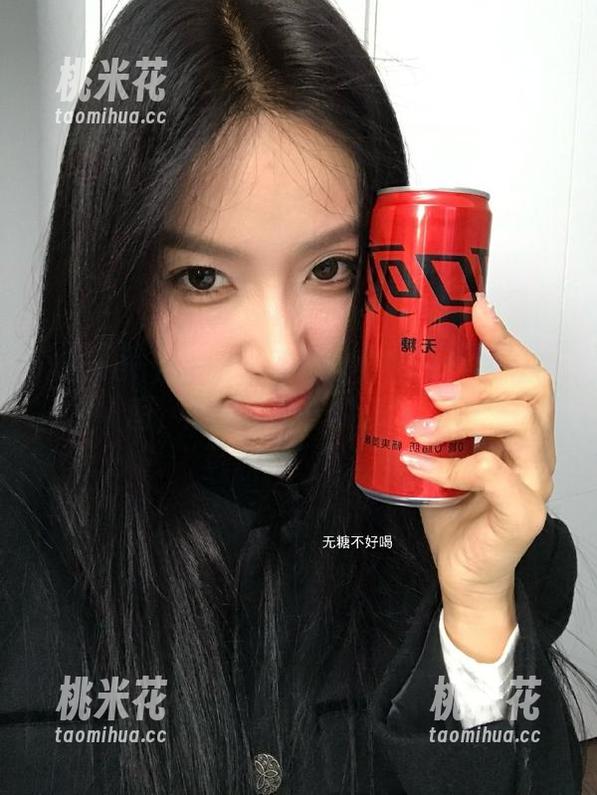 Xiuren秀人网 - 揭秘刘婷婷秘书私拍原图，展现不一样的职场风采