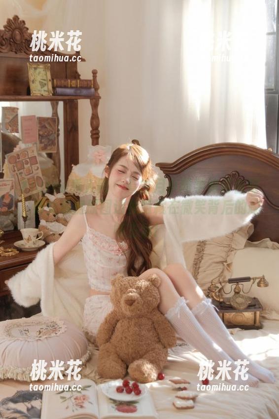 Xiuren秀人网 - 看古月小同学如何自嘲，修女私房原图透视隐藏在微笑背后的趣味生活！