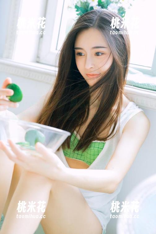 Xiuren秀人网-宝宝甜 Xiuren秀人网 - 精选美图大放送:“宝宝甜”展现少女风采,开启你的视觉盛宴!