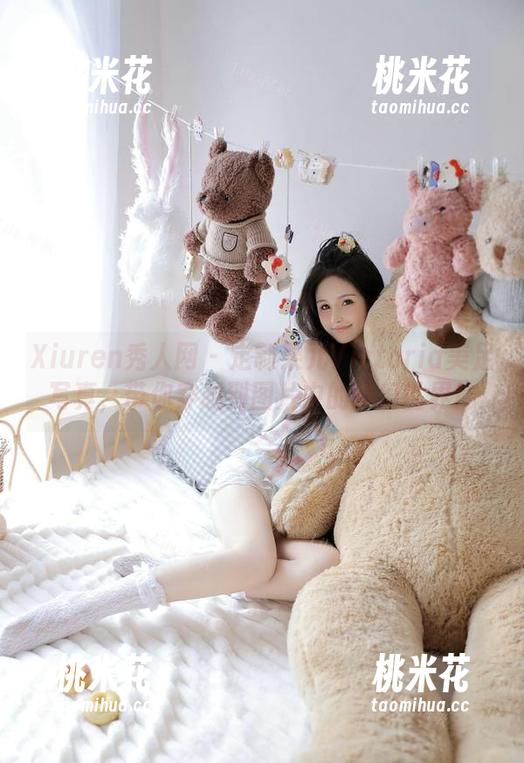 Xiuren秀人网 - 定制果儿Victoria美足写真，带你穿越到图片中的梦幻世界！