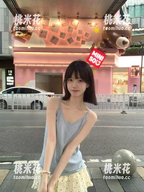 Xiuren秀人网 - 柚子178学妹写真福利原图，清新气息与美丽瞬间完美结合！