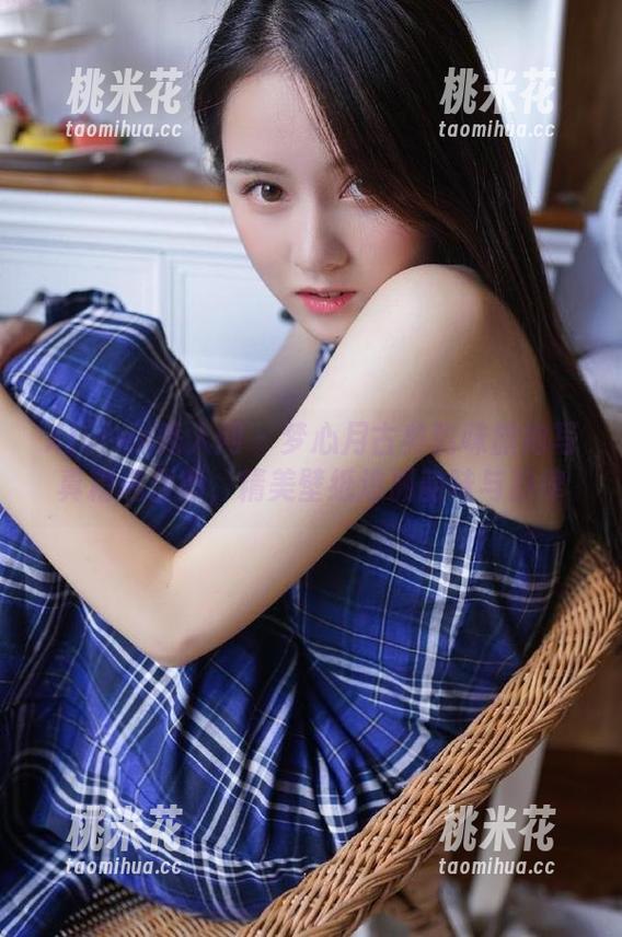 Xiuren秀人网-梦心月 Xiuren秀人网 - 梦心月古典韵味旗袍写真精选合集,精美壁纸追溯韵味与韵律