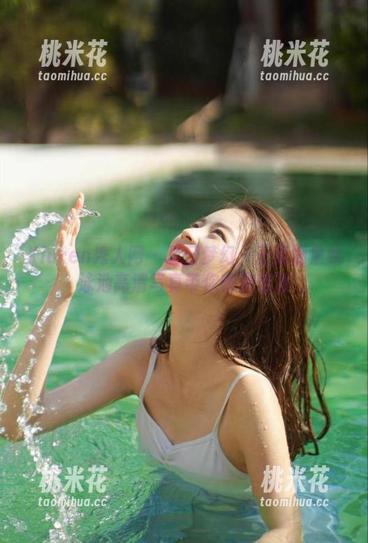 Xiuren秀人网 - 夏日梦幻：王雅姗是我泳池高清写真带你畅游清凉