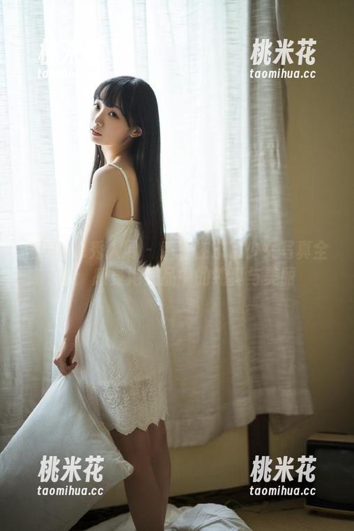 Xiuren秀人网 - 香澄在东京少女写真全集：感受她作品中的纯真与美丽