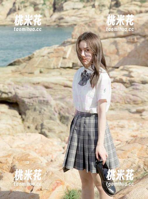 YouMi尤蜜荟 - 心上可Flora“女仆”图片作品揭示其不为人知的一面，谁能抵挡这样的魅力？