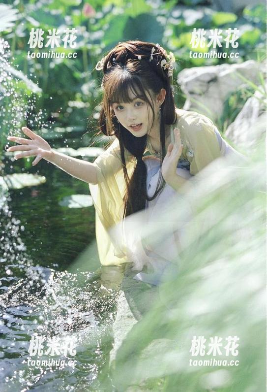 YouMi尤蜜荟 - 是小逗逗奶牛写真无圣光风格，图片传递纯粹的艺术感！