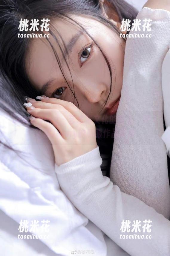 beautyleg-Jenny beautyleg - 艺术与文化的交汇:深入了解Jenny的和服作品图库