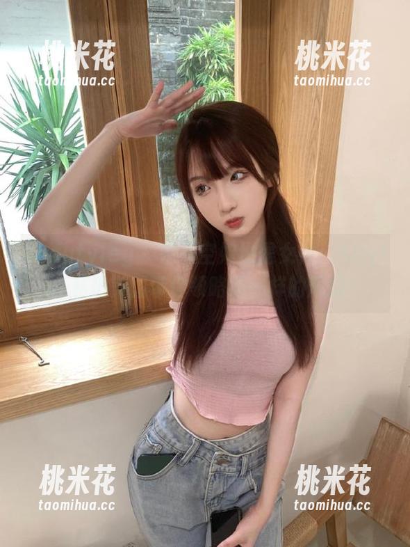 beautyleg - 她是空姐也是女神：Kaylar私拍美图带你领略不一样的风情！
