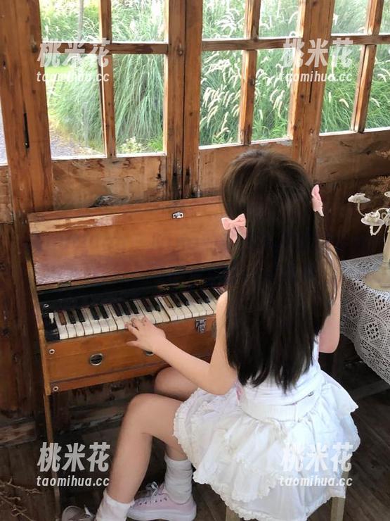 beautyleg-Ning beautyleg - Ning的油亮写真精选合集:让每一张图片都能诉说心声