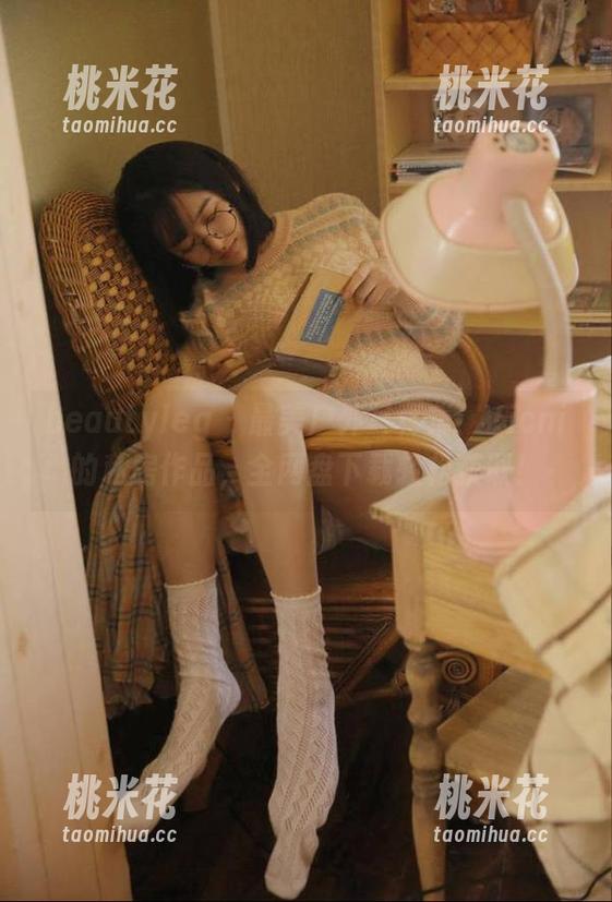 beautyleg-Vicni beautyleg - 最美户外写真集:Vicni的私房作品,全网盘下载轻松获取!