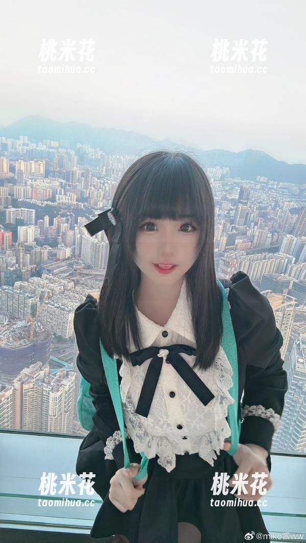 miko酱ww miko酱ww的高清自拍套图,带你穿越肉丝世界的奇妙之旅!