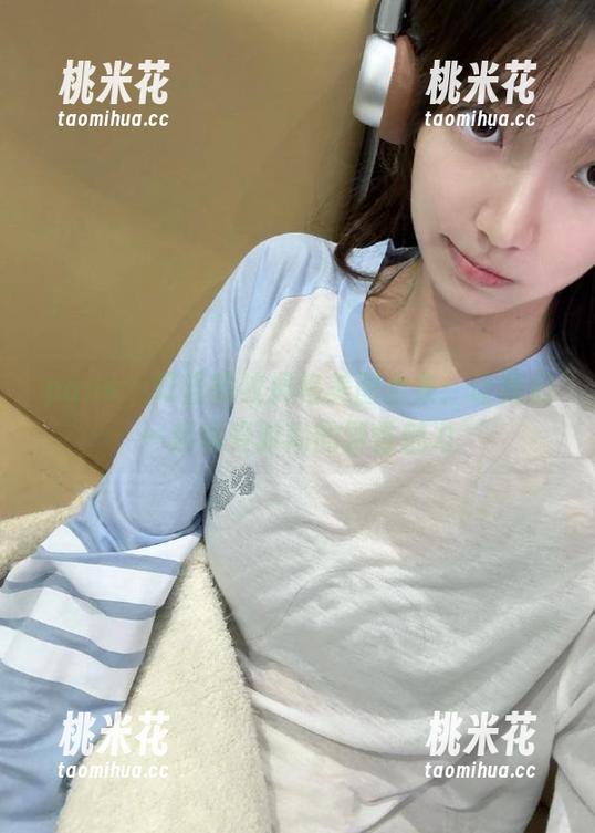 pans-叮当 pans - 叮当豹纹风格美图合集:让我们一起感受时尚的野性魅力