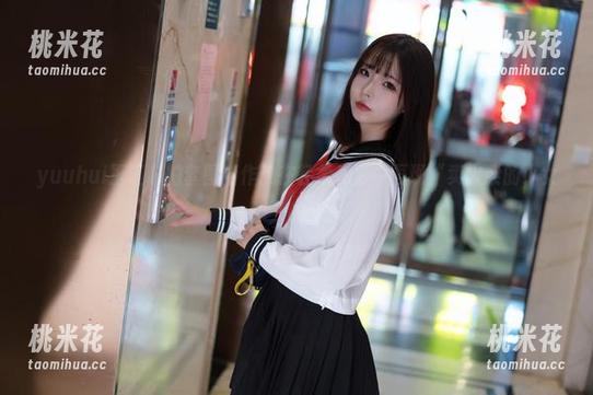 yuuhui玉汇 yuuhui玉汇私拍套图新作:在轻柔光影中再现“卖火柴的小女孩”的梦想