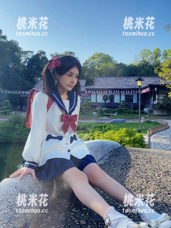 一笑芳香沁高清写真合集，透明与梦想交织的美好时光