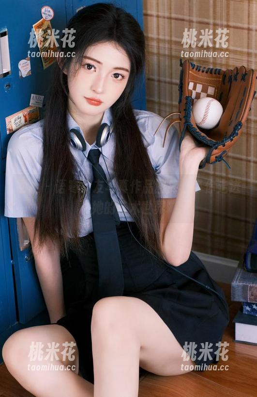 丽柜-语寒 丽柜 - 语寒女友写真作品图库,带你走进她的艺术世界