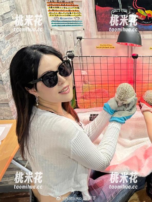 你夏夏 静谧夏日与纯白写真:你夏夏的独家资源分享,带你领略清新之美