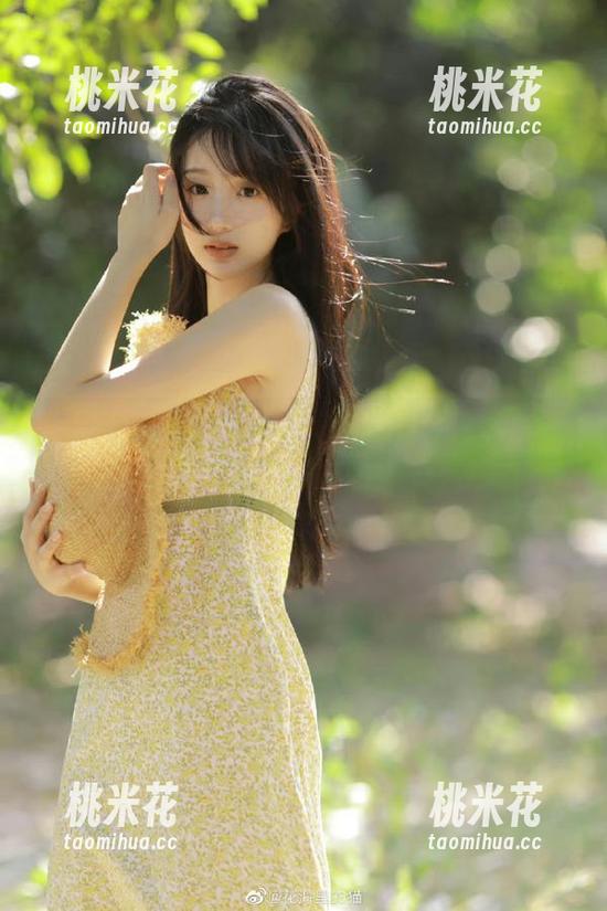 克拉女神-瑞莎 克拉女神 - 每一张都是艺术:瑞莎学妹高清写真作品集,尽显青春气息