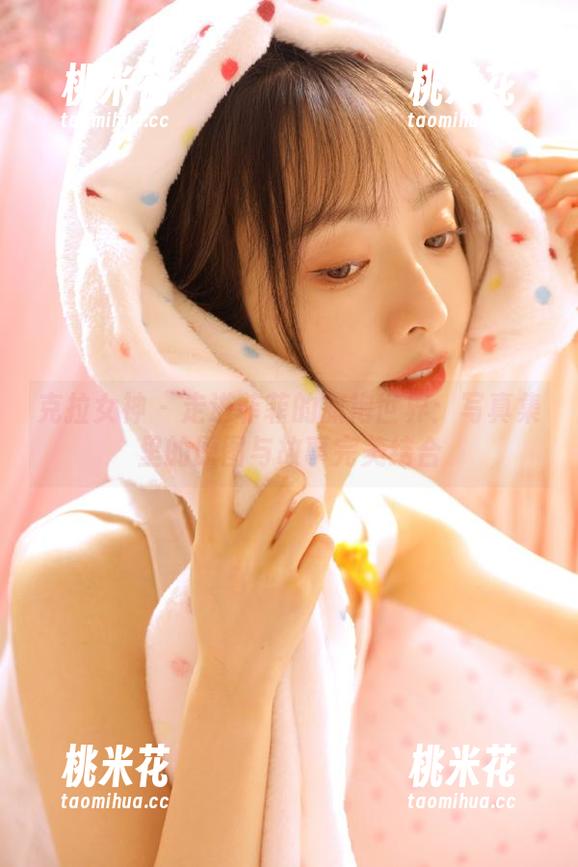 克拉女神 - 走进菲菲的旗袍世界：写真集里的原图与故事完美结合