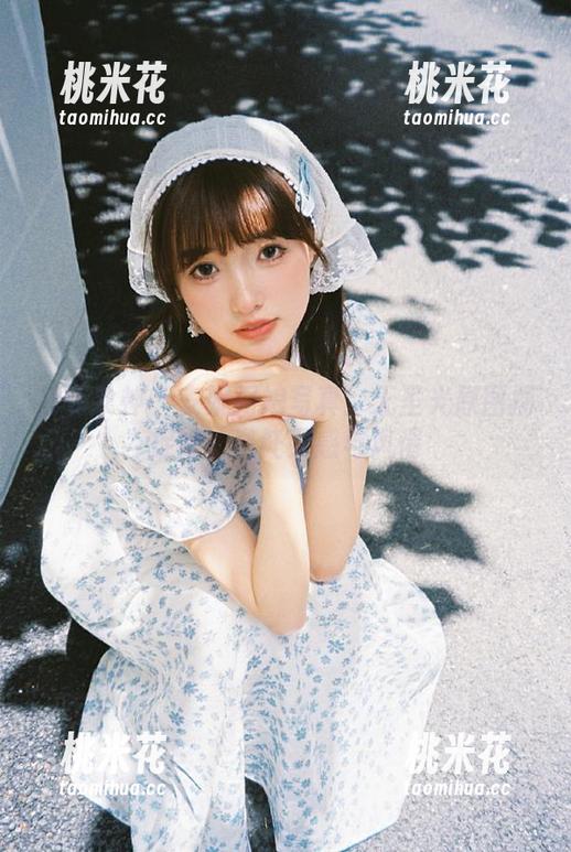 初夏女神 - 安妮厨娘写真：无圣光原图捕捉她的烹饪灵感与风情