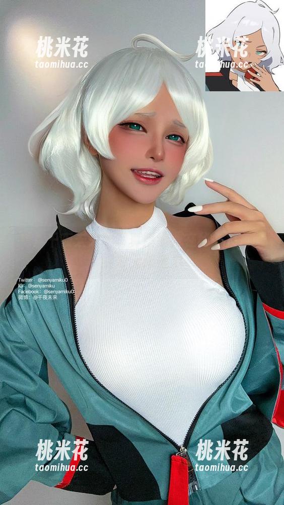 千夜未来 探索千夜未来的写真精选:在秘书角色中绽放无限魅力