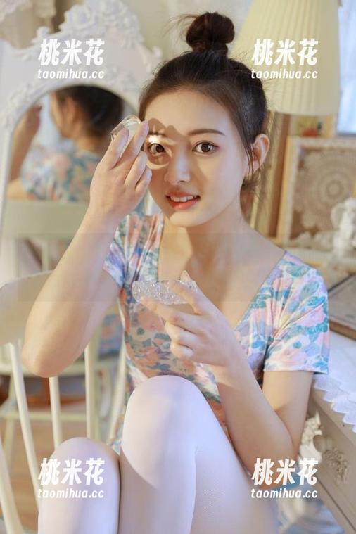 嗲囡囡-SiByl李思宁 嗲囡囡 - 毛衣的温暖:SiByl李思宁的高清美图带给你心灵的安慰