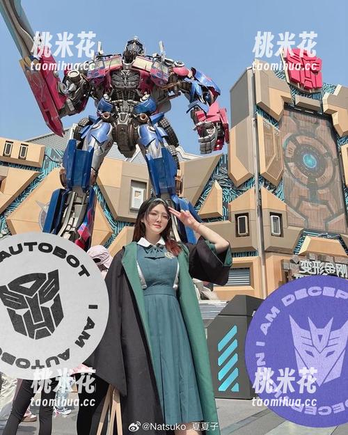免费下载夏夏子精彩女仆写真资源，发现隐藏的美丽瞬间！