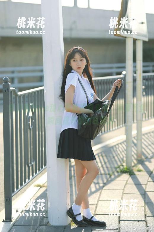 奈汐酱Nice 奈汐酱Nice甜心写真原图来袭,资源齐全,瞬间提升你的收藏库