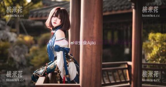 安食Ajiki携手风纪委员，蜂蜜色调的COS套图让你心动不已！